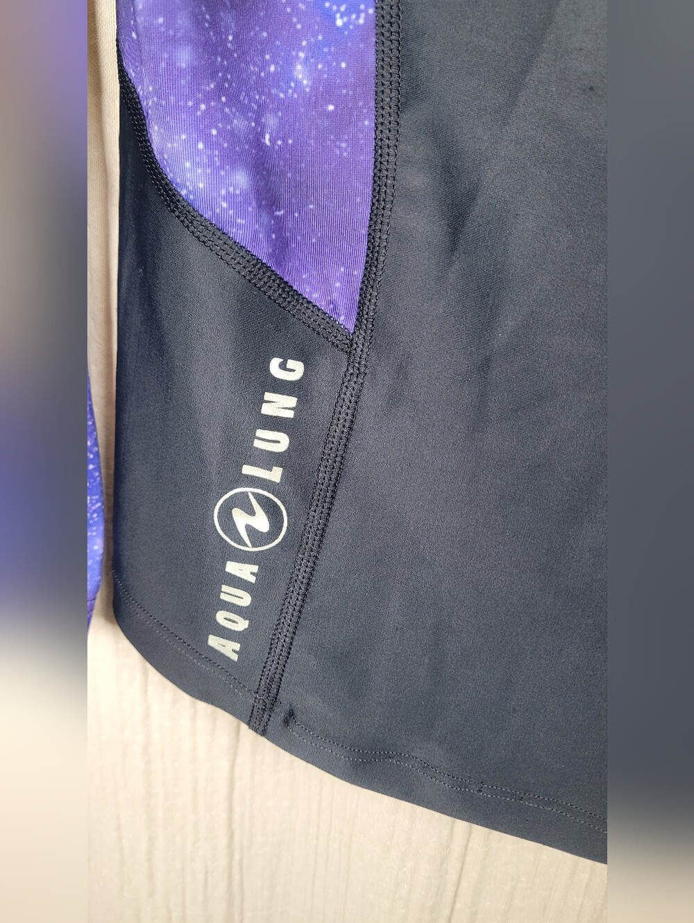 Aqua Lung Long Sleeve Rash Guard - Black & Purple Galaxy UPF 50 SPF - Picture 8 of 14
